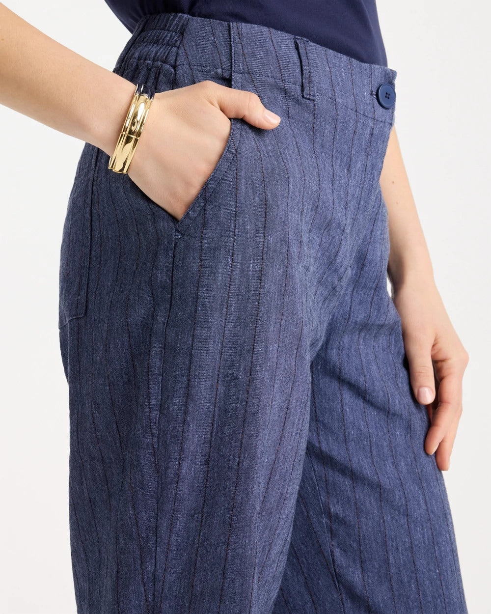 Chico's Pinstripe Soft-Stretch Linen Crop Pant