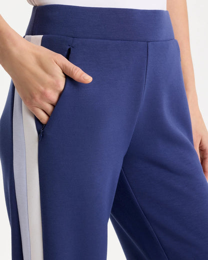 Chico's Zenergy® Soft Contrast Crop Pants