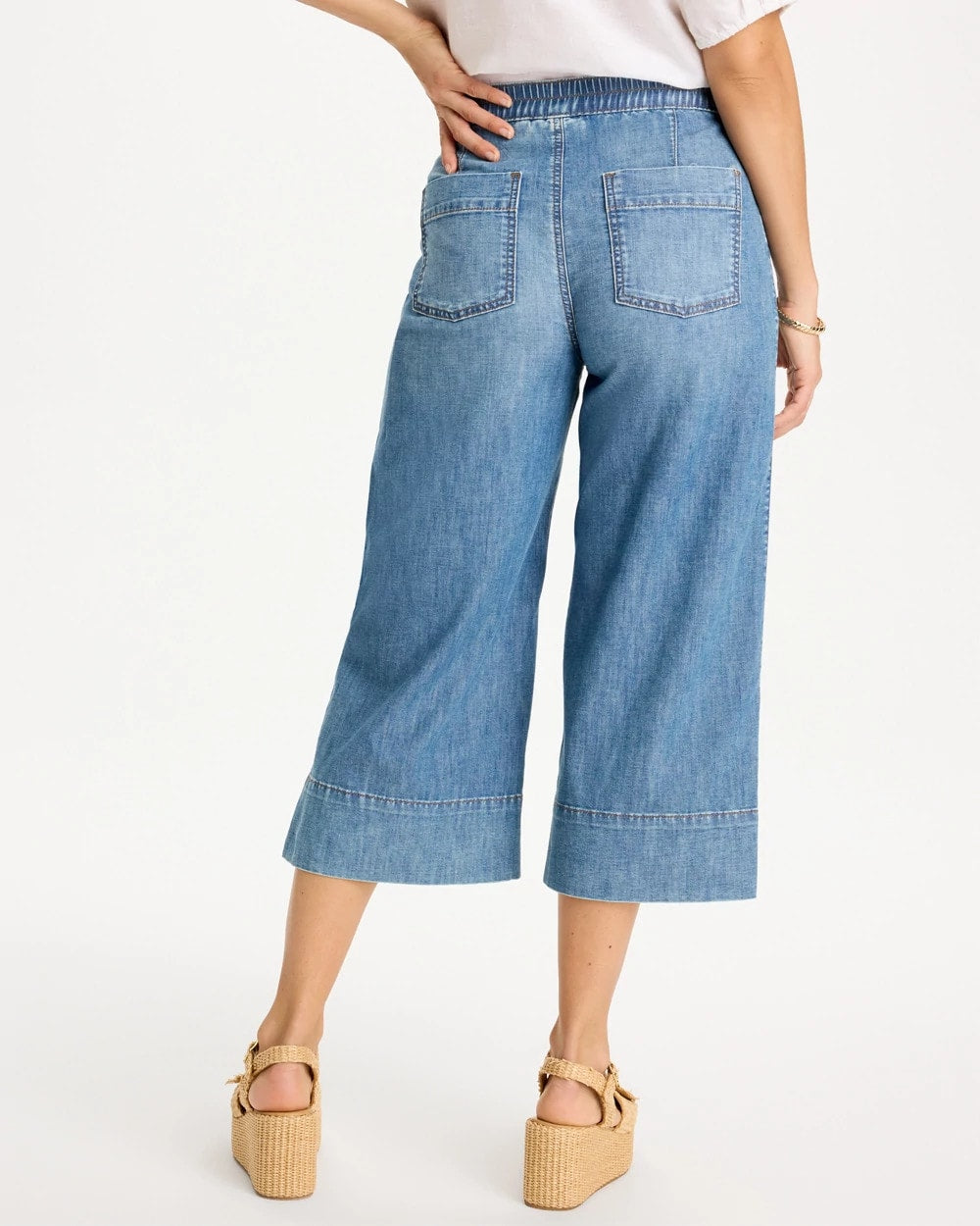 Chico's Lightweight Wide-Leg Capri Jeans