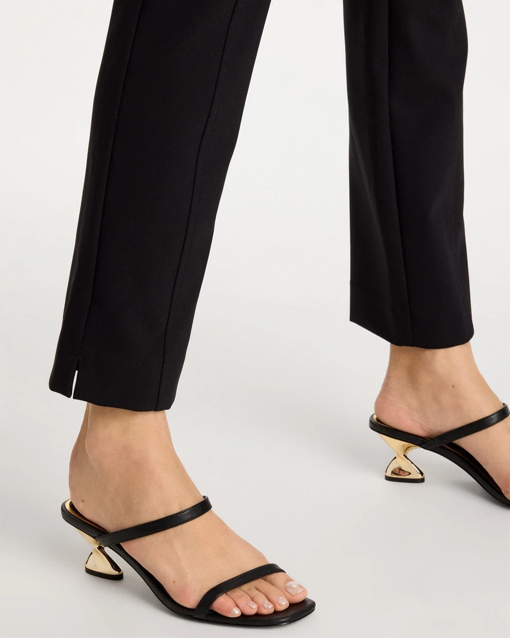 Chico's Juliet Bi-Stretch Slim Ankle Pants