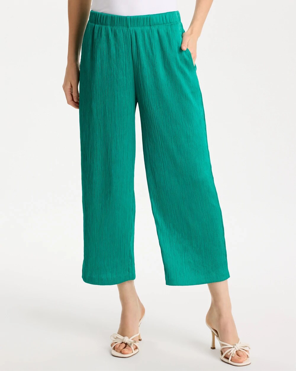 Chico's Petite Travelers™ Crinkle Textured Crop Pants