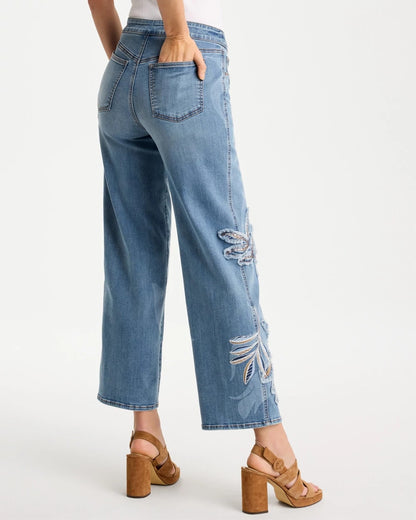 Chico's Tropical Embroidery Pull-On Wide Crop Jean